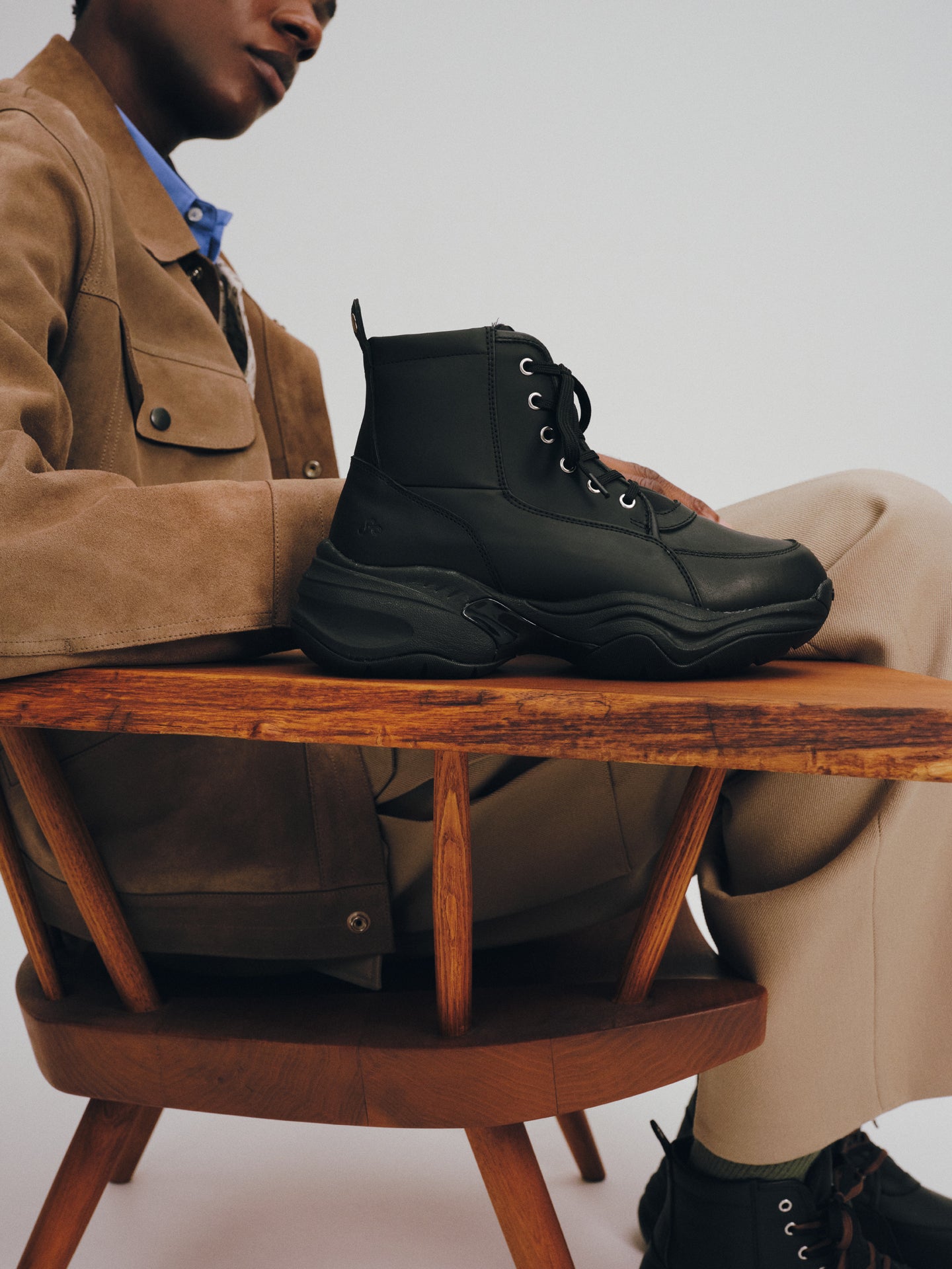 OAO Official Store】FLARE | All-Leather Down Boots Black Beige