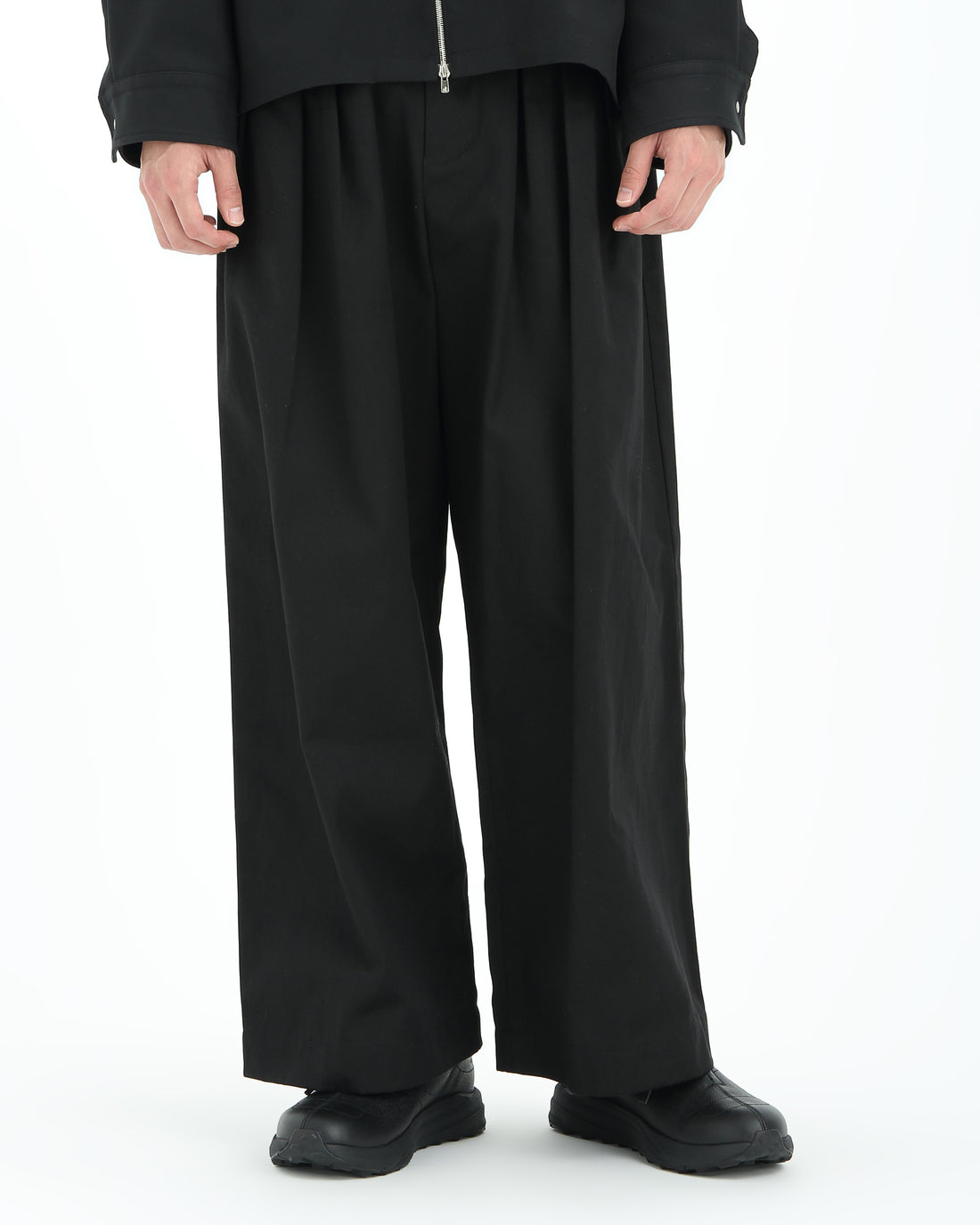 SUNLIGHT CORE (Black × Black)