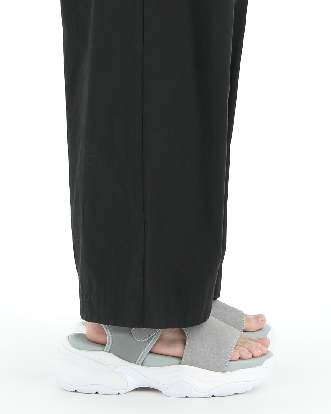 MONOLITH (Gray)