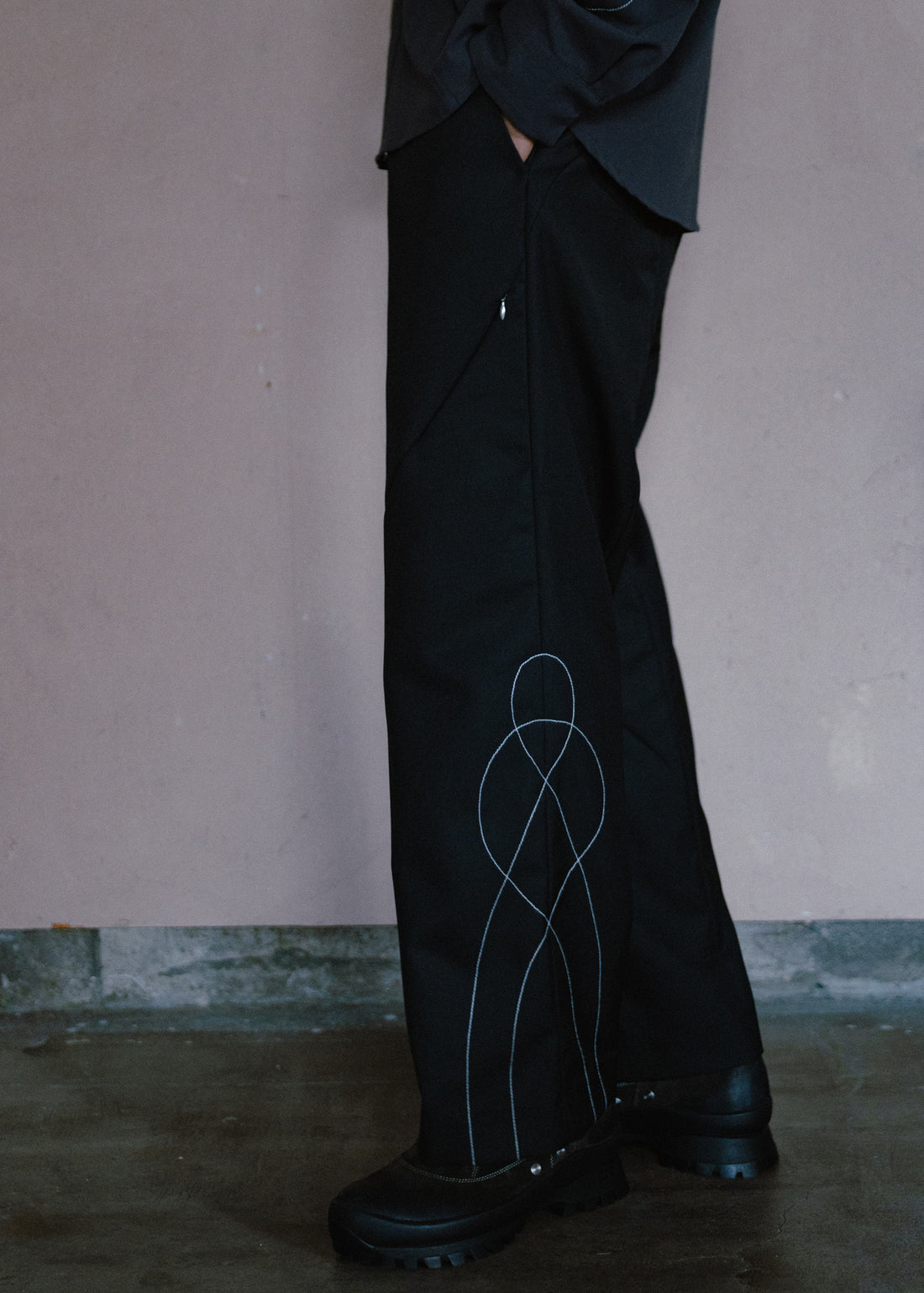 SUNLIGHT TROUSERS (BLACK)