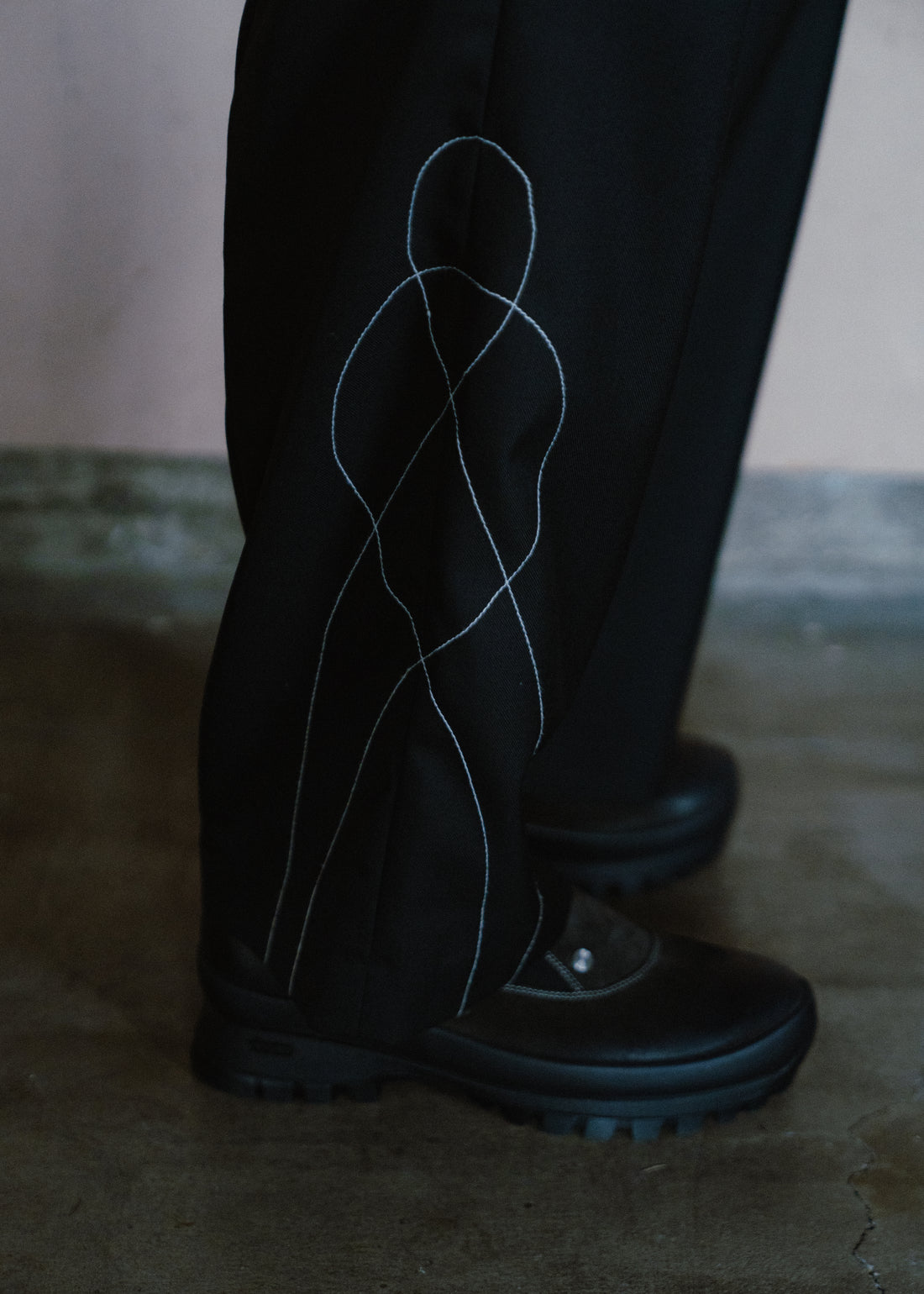 SUNLIGHT TROUSERS (BLACK)