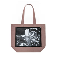 DAIDO MORIYAMA × OAO TOTE BAG ©Daido Moriyama Photo Foundation (Smoky Pink - Hana)