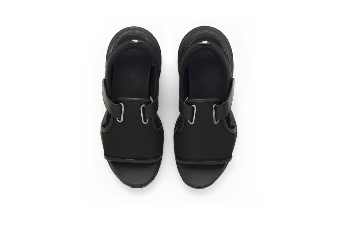 MONOLITH NYLON (Black)