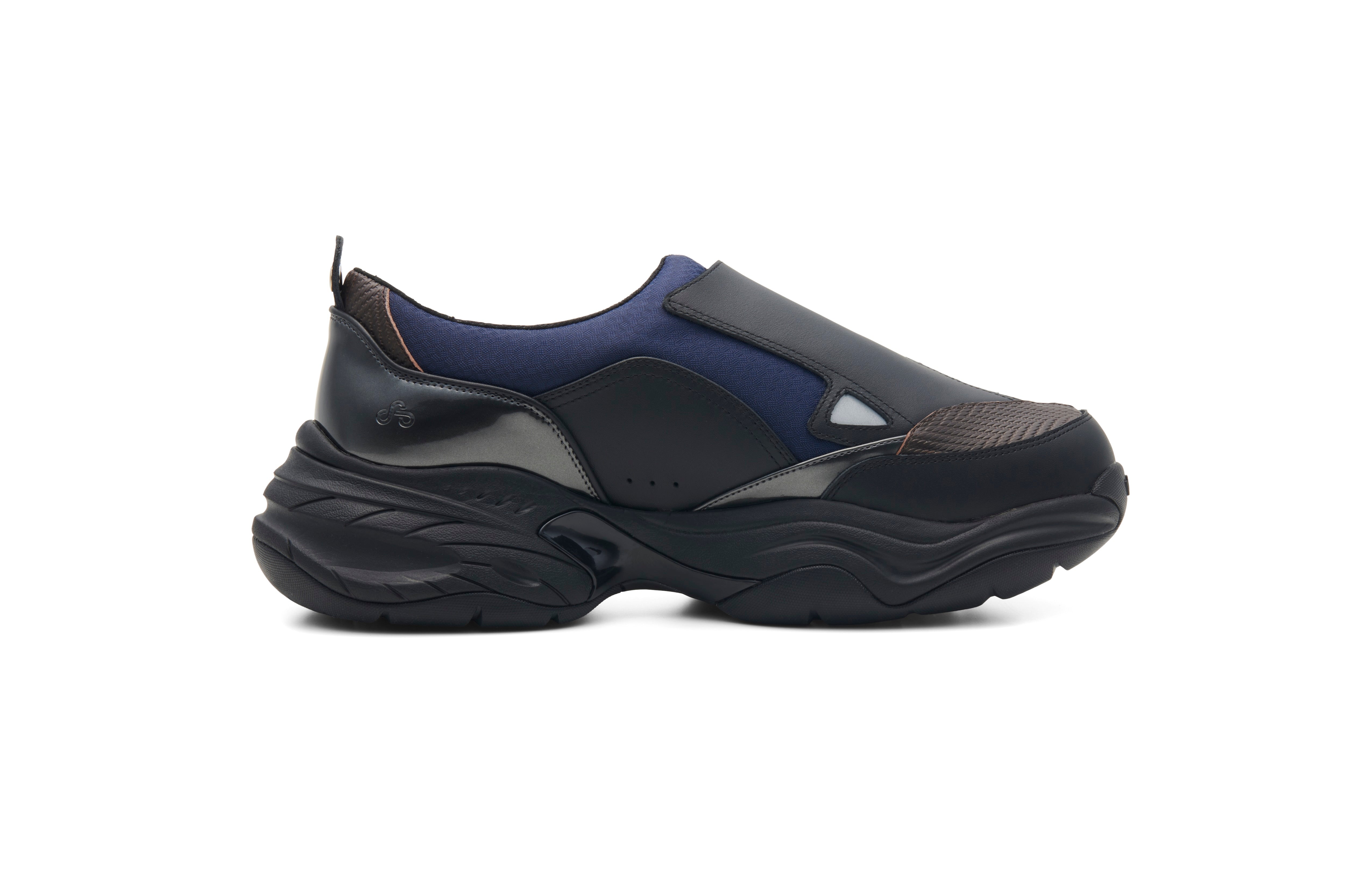 SHELL for ADVANCED RESEARCH Navy | Water Repellent Platform
