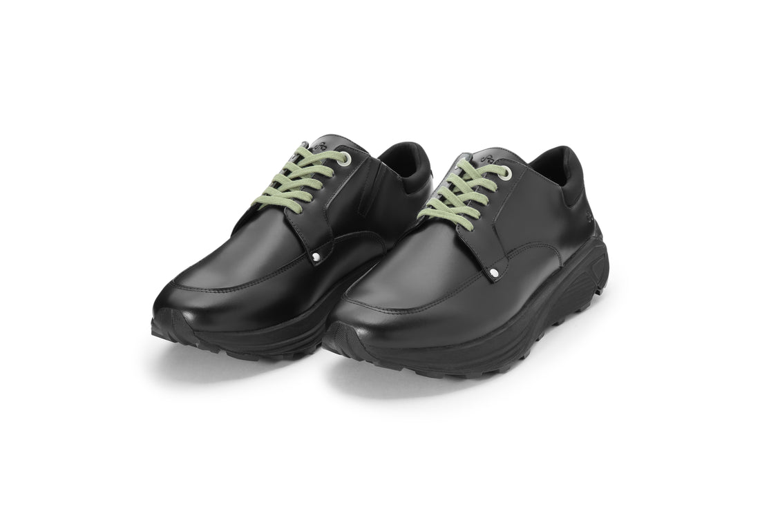 SYNC (Black)