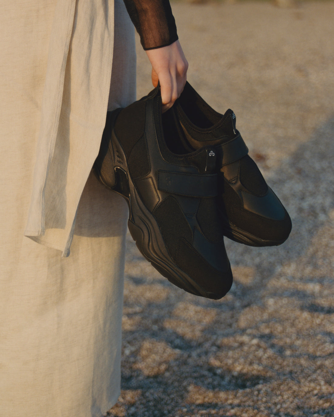 WOVENT (Black)