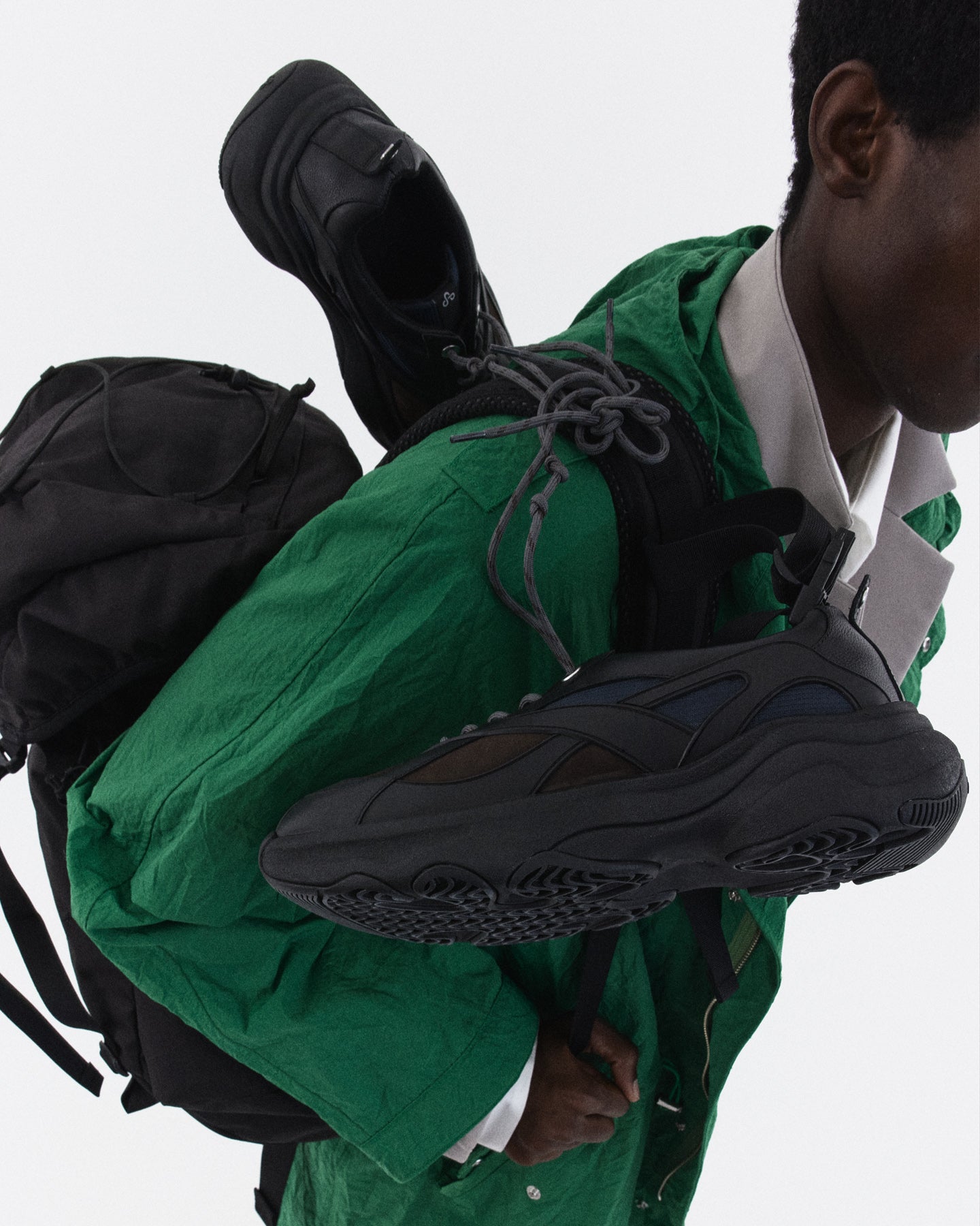 THE CURVE 2 | OAO, based in Tokyo and Kyoto, pursues a cutting