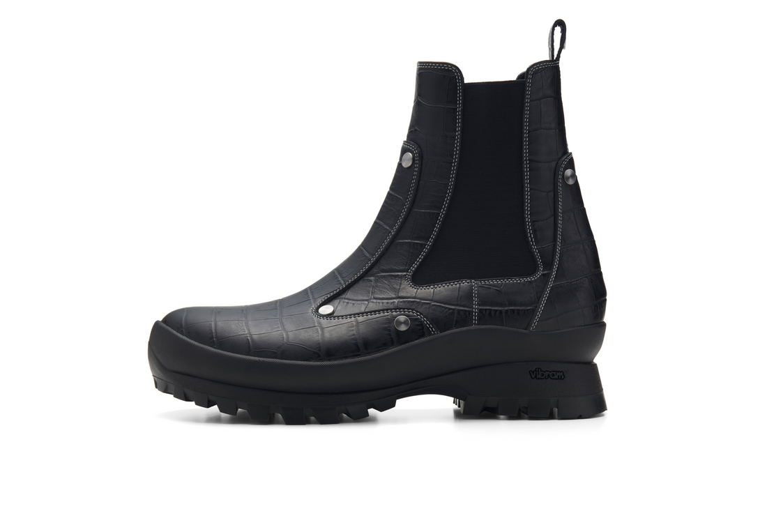 LES ARCS BOOTS (Embossed Black)