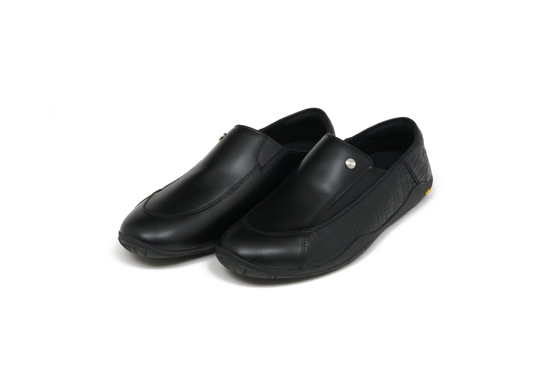 FACET (Black)