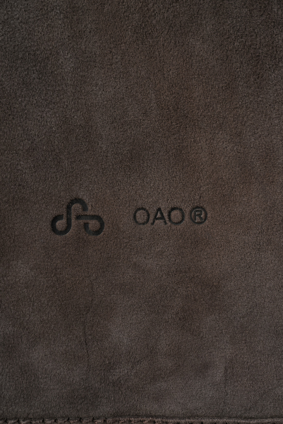 GOAT SUEDE LEATHER STOLE (BROWN)