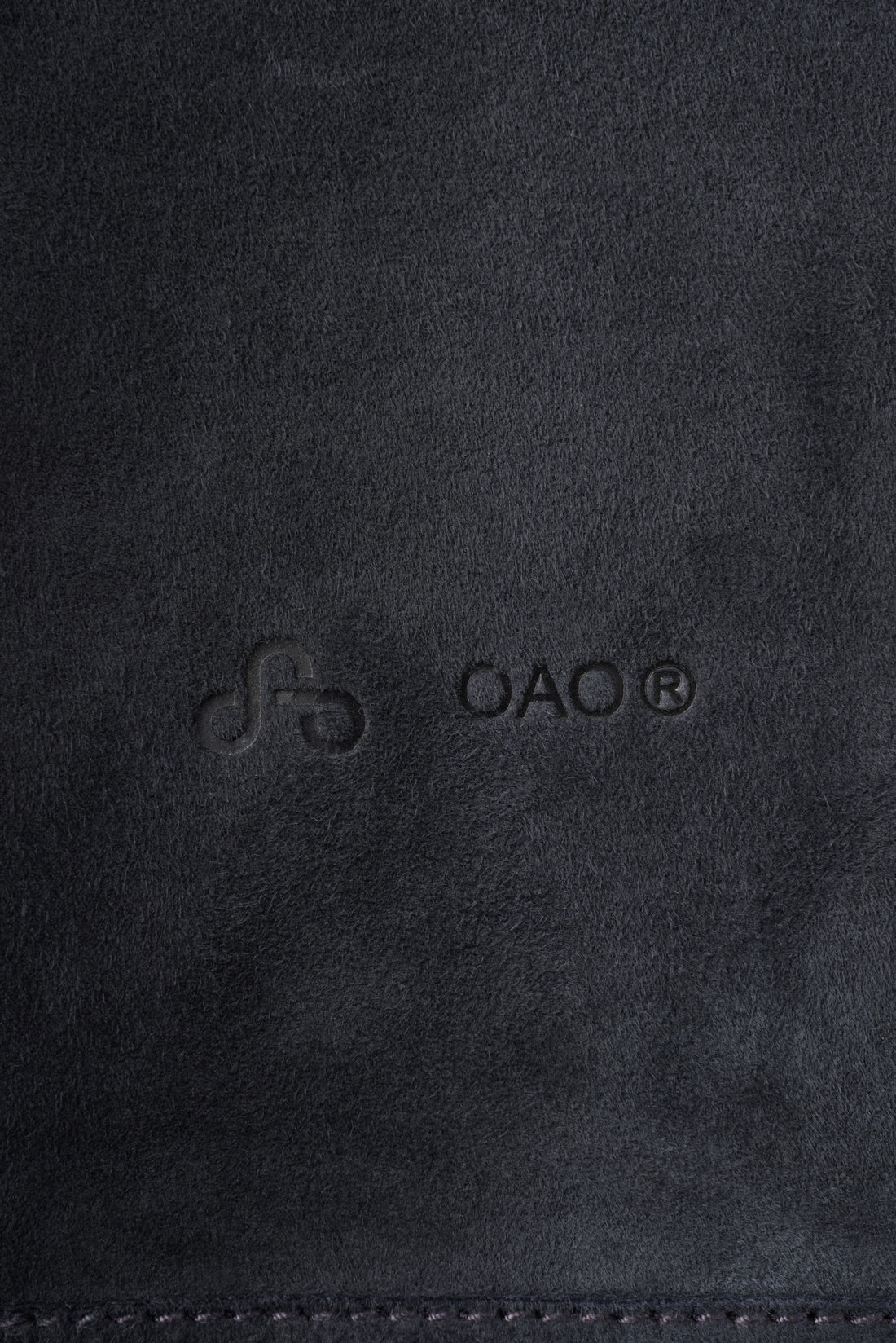 GOAT SUEDE LEATHER STOLE (BLACK)