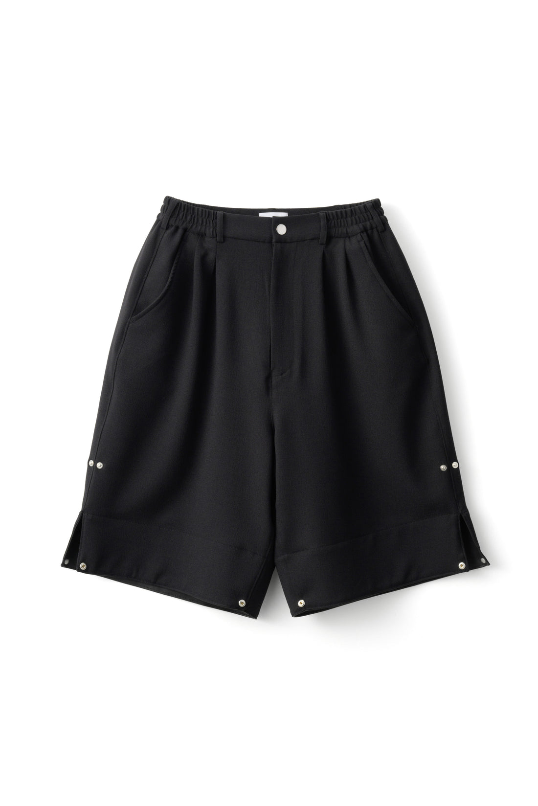 フットウェアブランドOAO(オーエーオー)のショーツLES ARCS SHORTS BLACK(レザルクショーツ)
