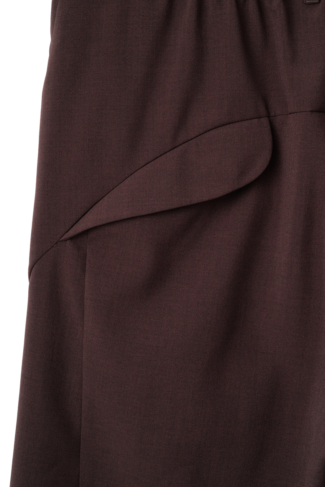 THE CURVE SHORTS (DARK BROWN)