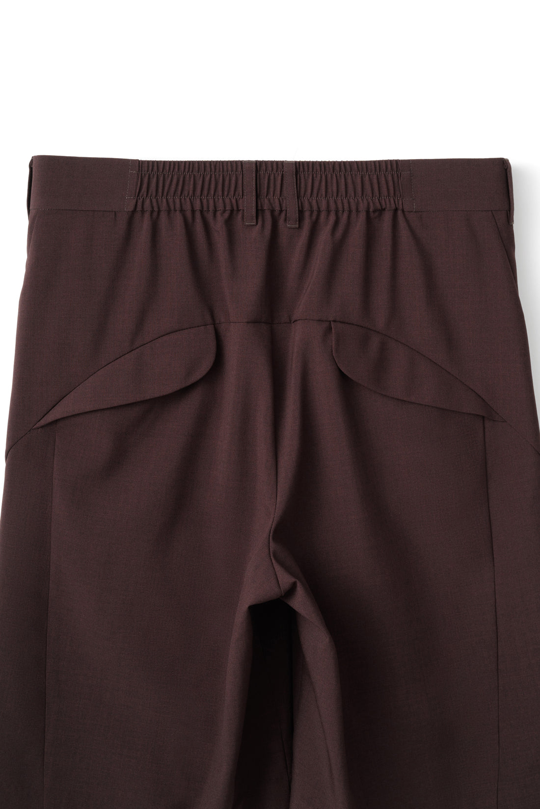THE CURVE SHORTS (DARK BROWN)