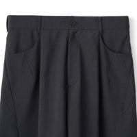 THE CURVE SHORTS (DARK GRAY)