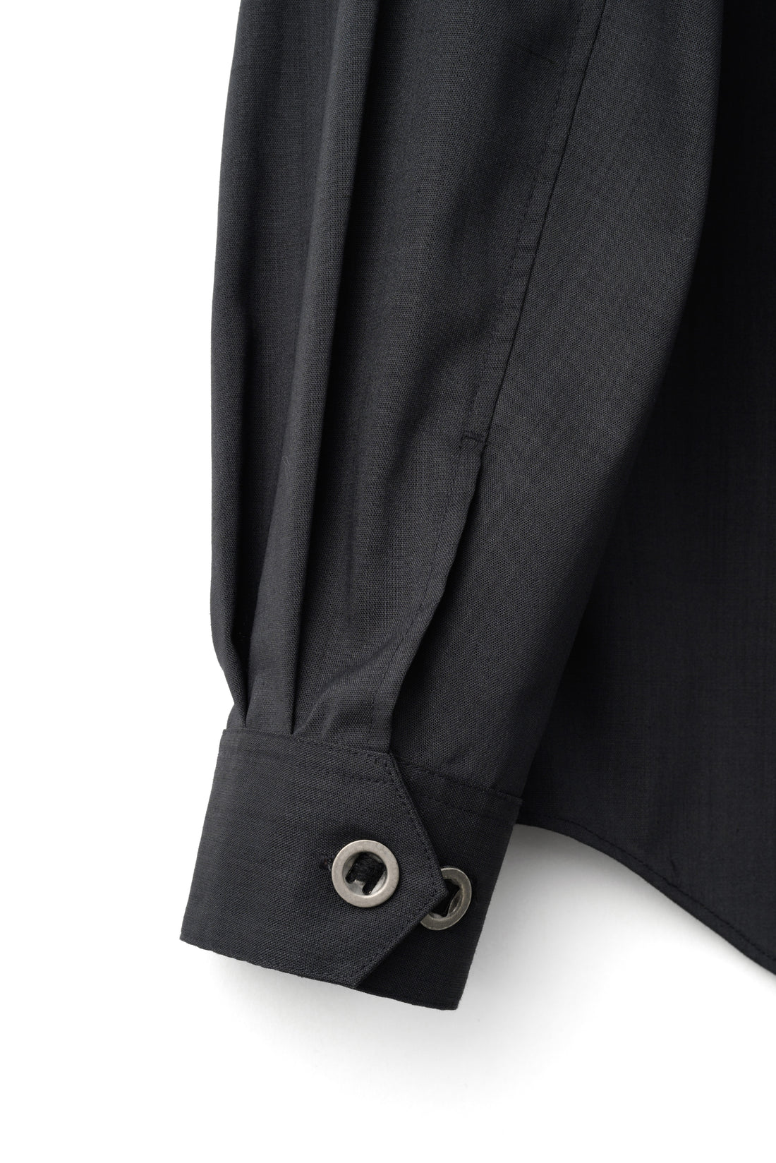 LOOP BUTTON PULLOVER SHIRT (Black)