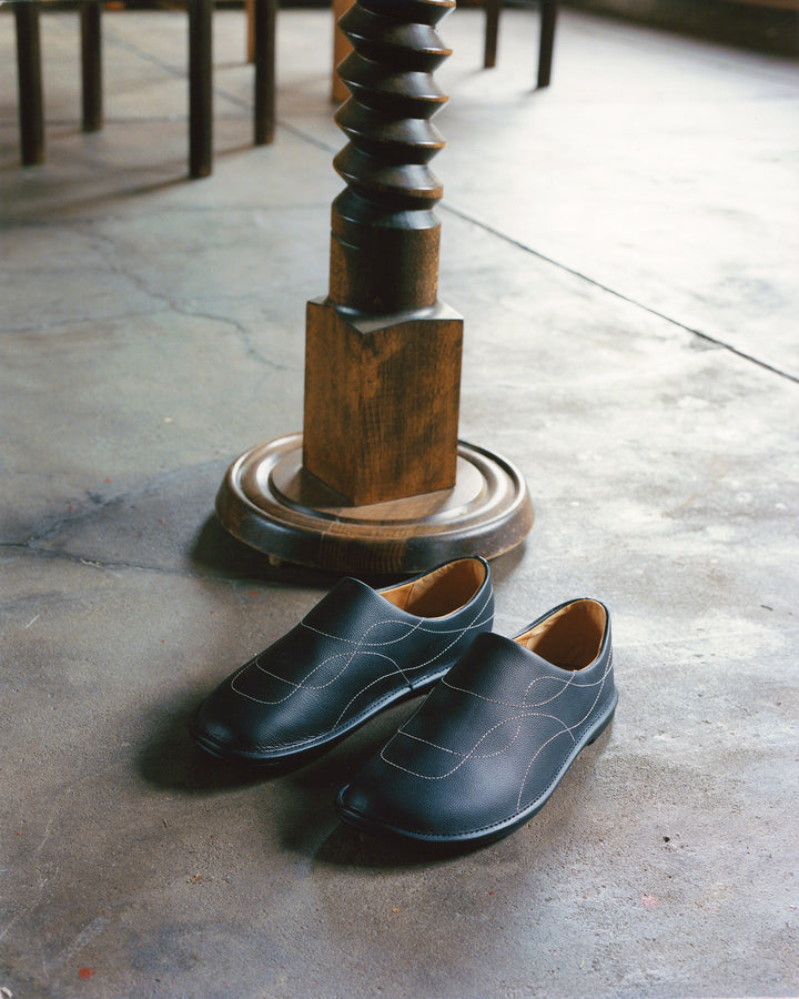 OAO Official Store】FLARE | All-Leather Down Boots Black Beige